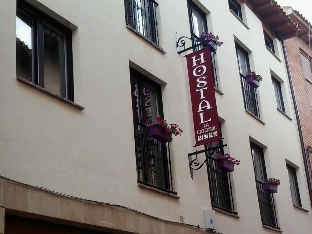 Hostal La Catedral Santo Domingo De La Calzada Exterior photo